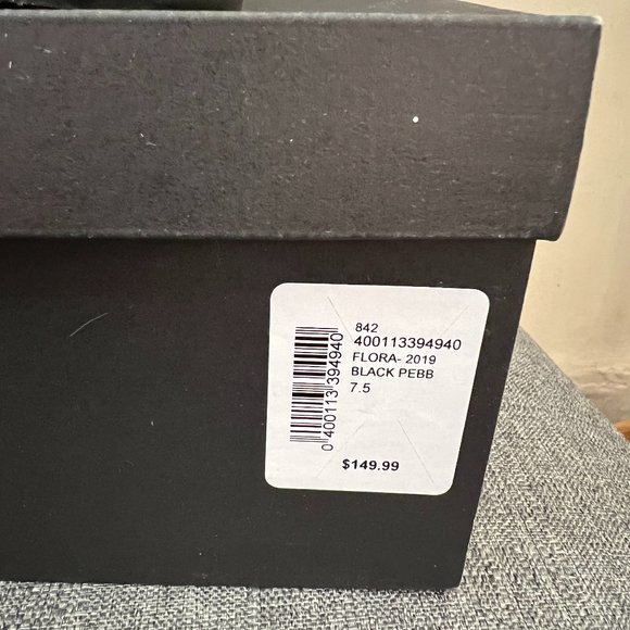 Saks Fifth Avenue "Flora" black leather boots - Picture 8 of 10